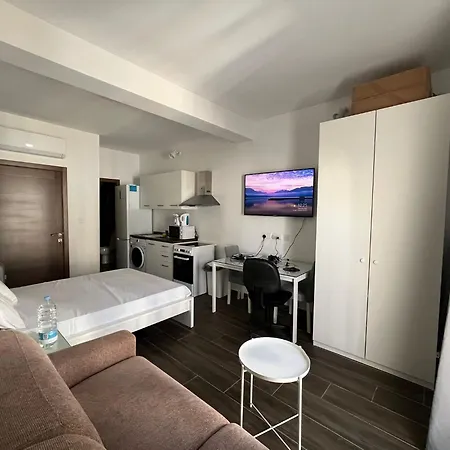 Sliema Studio Apartment *
